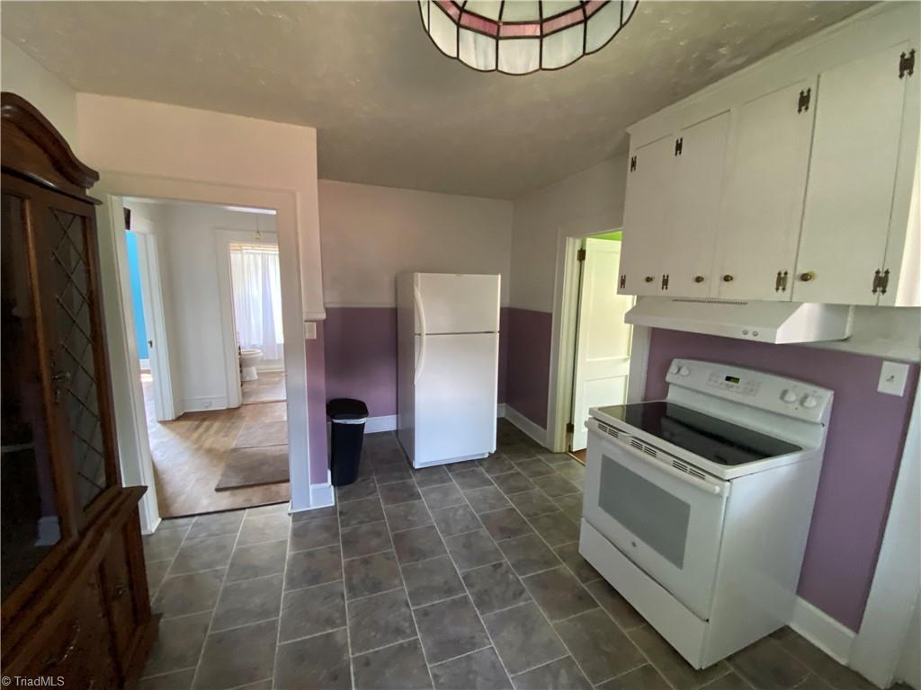721 Spring Street Mount Airy, NC 27030 - Photo 8 of 18 Gallery Image 8