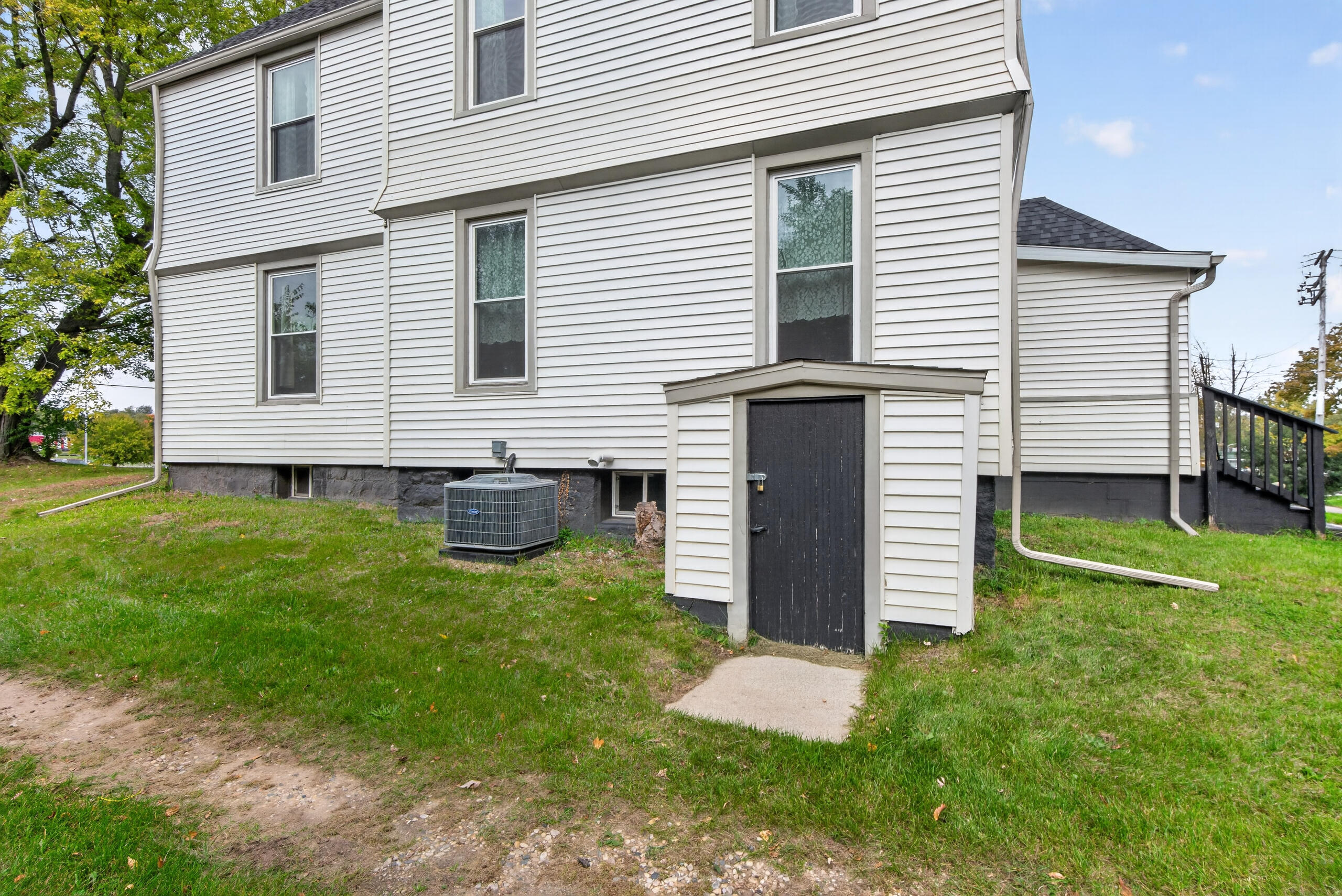 205 South Dettman Road Jackson, MI 49203 - Photo 43 of 53 52_205 s dettman jackson mi - 00054