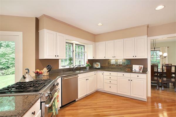 97 Adams Street Lexington, MA 02420 - Photo 13 of 30