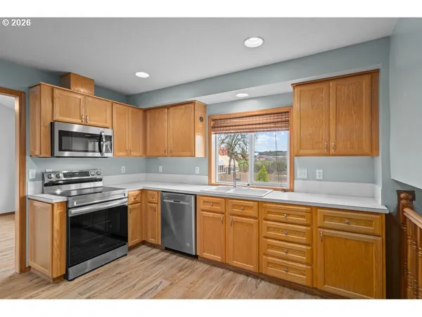$494,900 | 1010 East 2nd Street, Yamhill, OR 97148
