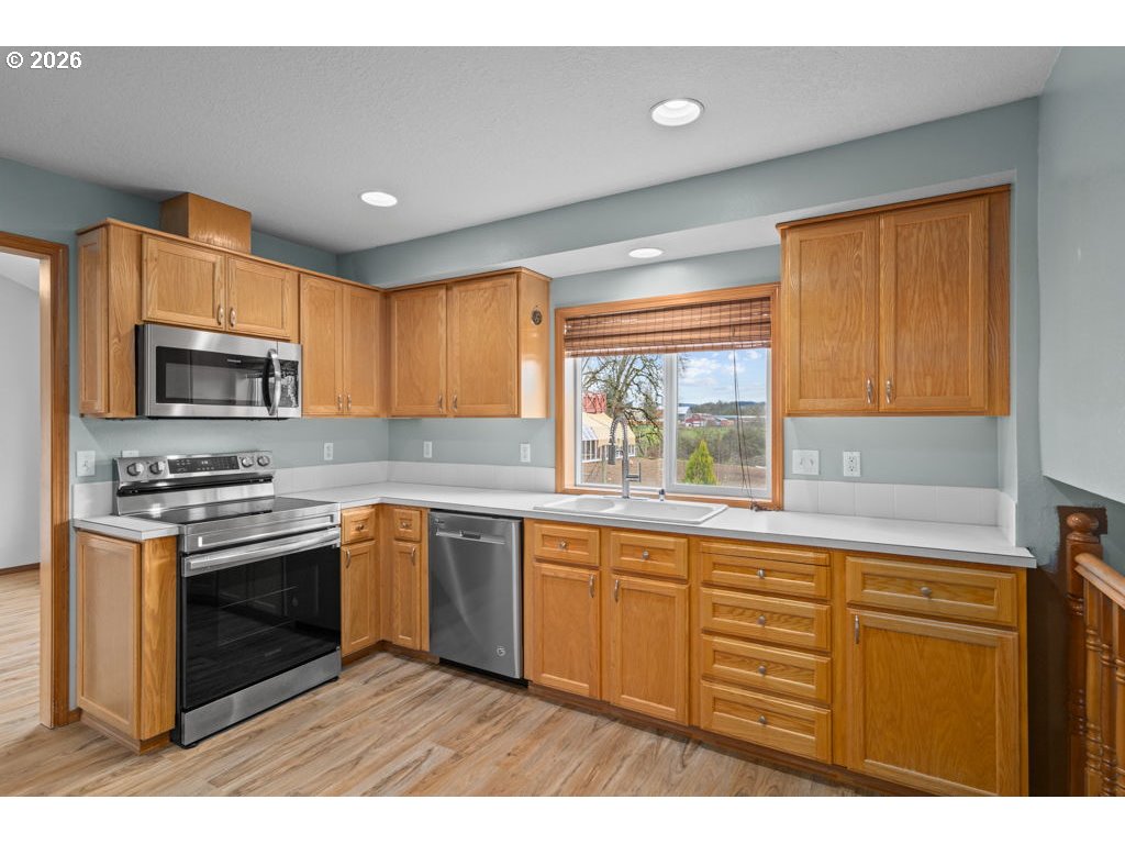 1010 East 2nd Street Yamhill, OR 97148 - Photo 13 of 48