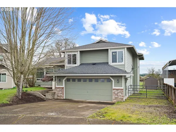 $494,900 | 1010 East 2nd Street, Yamhill, OR 97148