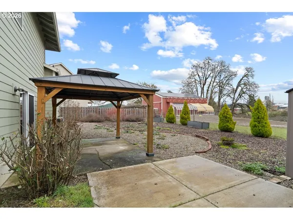 $494,900 | 1010 East 2nd Street, Yamhill, OR 97148