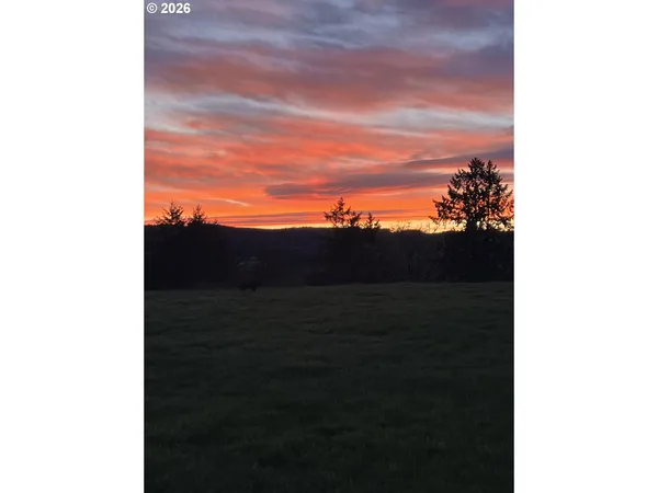 $494,900 | 1010 East 2nd Street, Yamhill, OR 97148