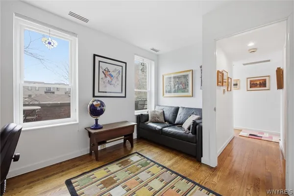 $659,500 | 18 Marina Park South, Unit 18, Buffalo, NY 14202