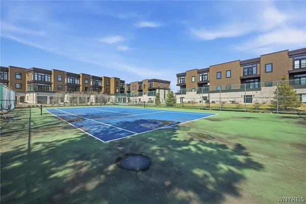 $659,500 | 18 Marina Park South, Unit 18, Buffalo, NY 14202