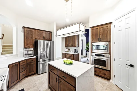 $799,000 | 130 Granite Lane, Austin, TX 78737