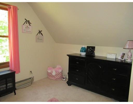 113 Draper Road East Brookfield, MA 01515 - Photo 23 of 33 a bedroom with a bed and a window