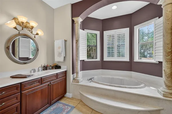 $985,000 | 2007 Country Club Drive, Eustis, FL 32726