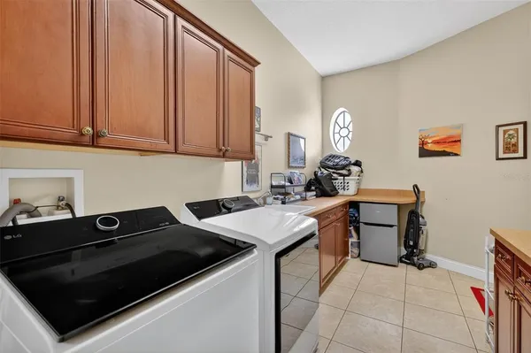 $985,000 | 2007 Country Club Drive, Eustis, FL 32726