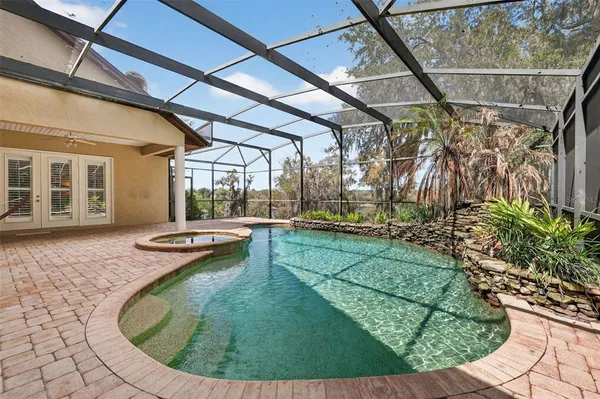 $985,000 | 2007 Country Club Drive, Eustis, FL 32726