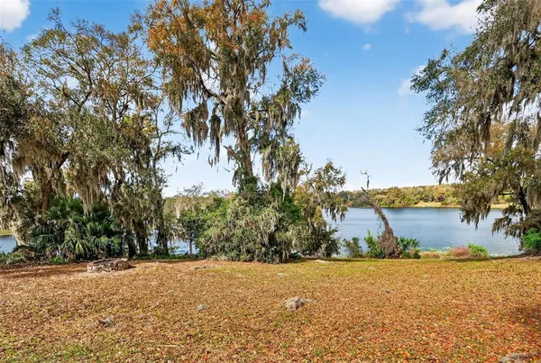 $985,000 | 2007 Country Club Drive, Eustis, FL 32726