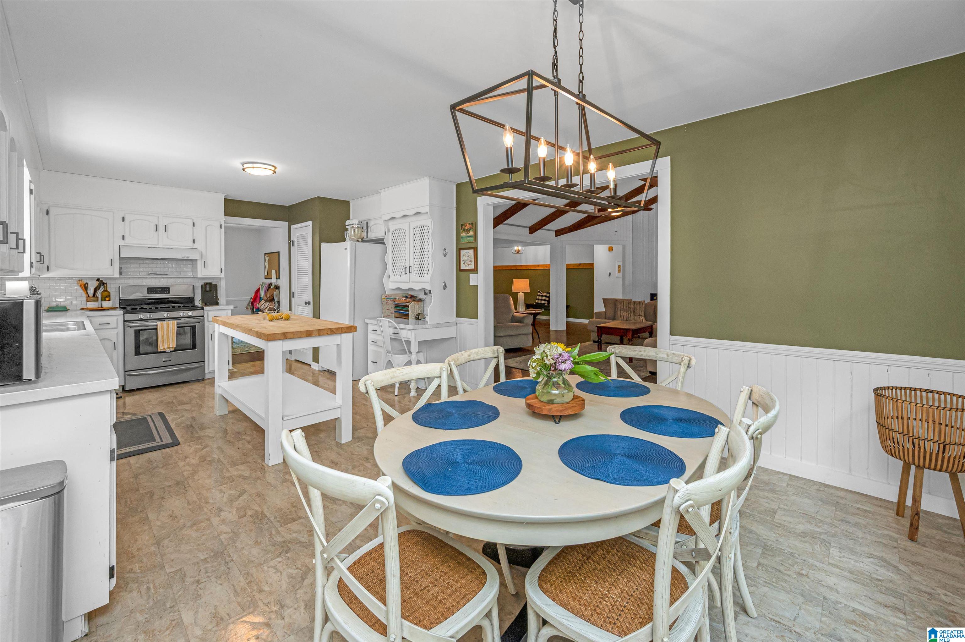 245 Miller Circle Pelham, AL 35124 - Photo 16 of 49