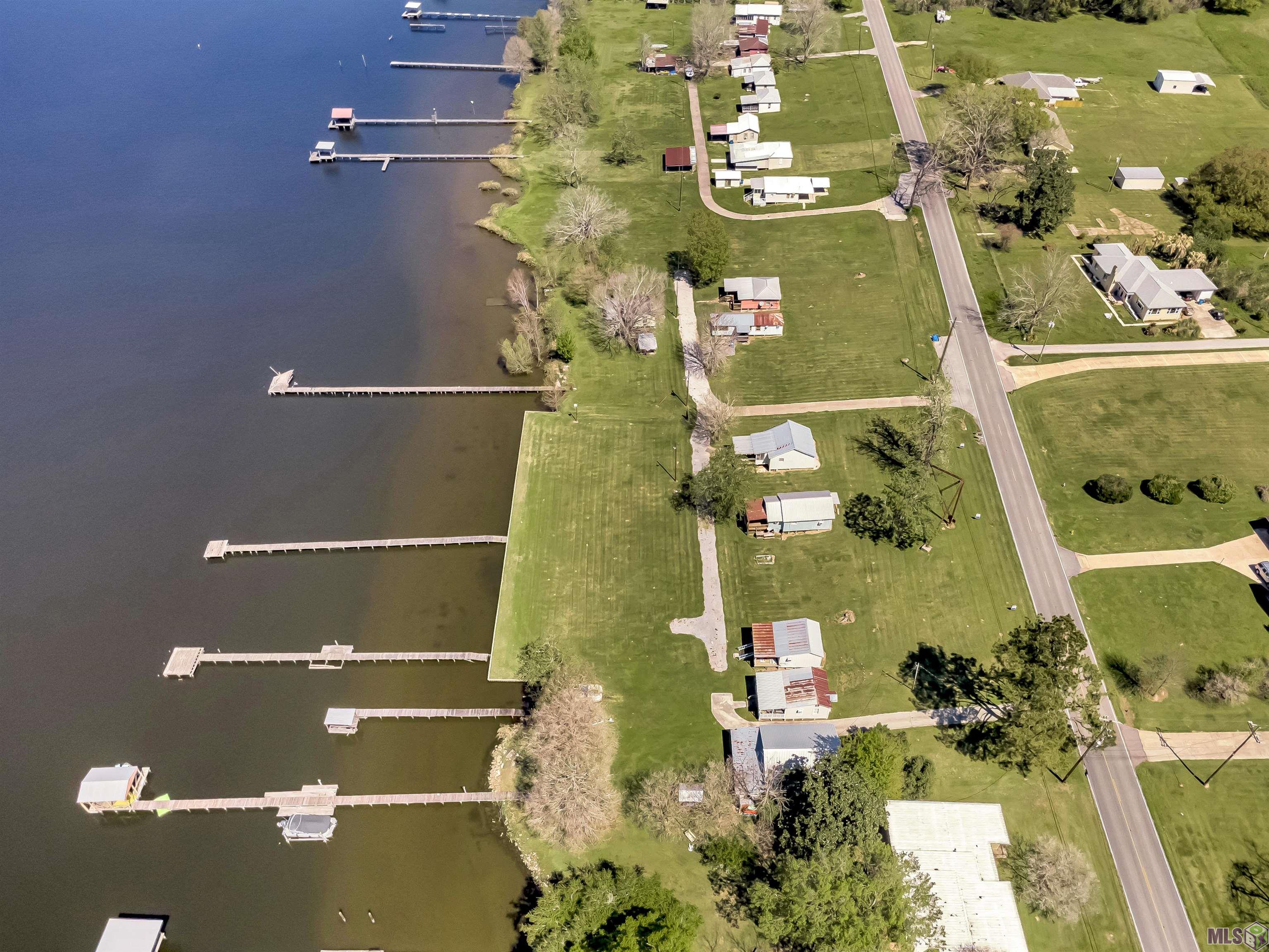 8063 Island Road Ventress, LA 70783 - Photo 4 of 18