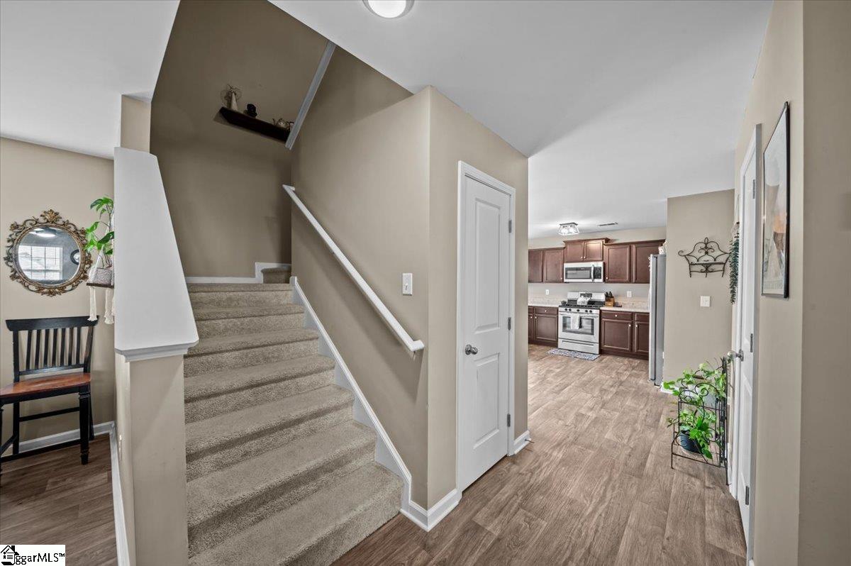 224 Hillendale Way Pelzer, SC 29669 - Photo 8 of 34