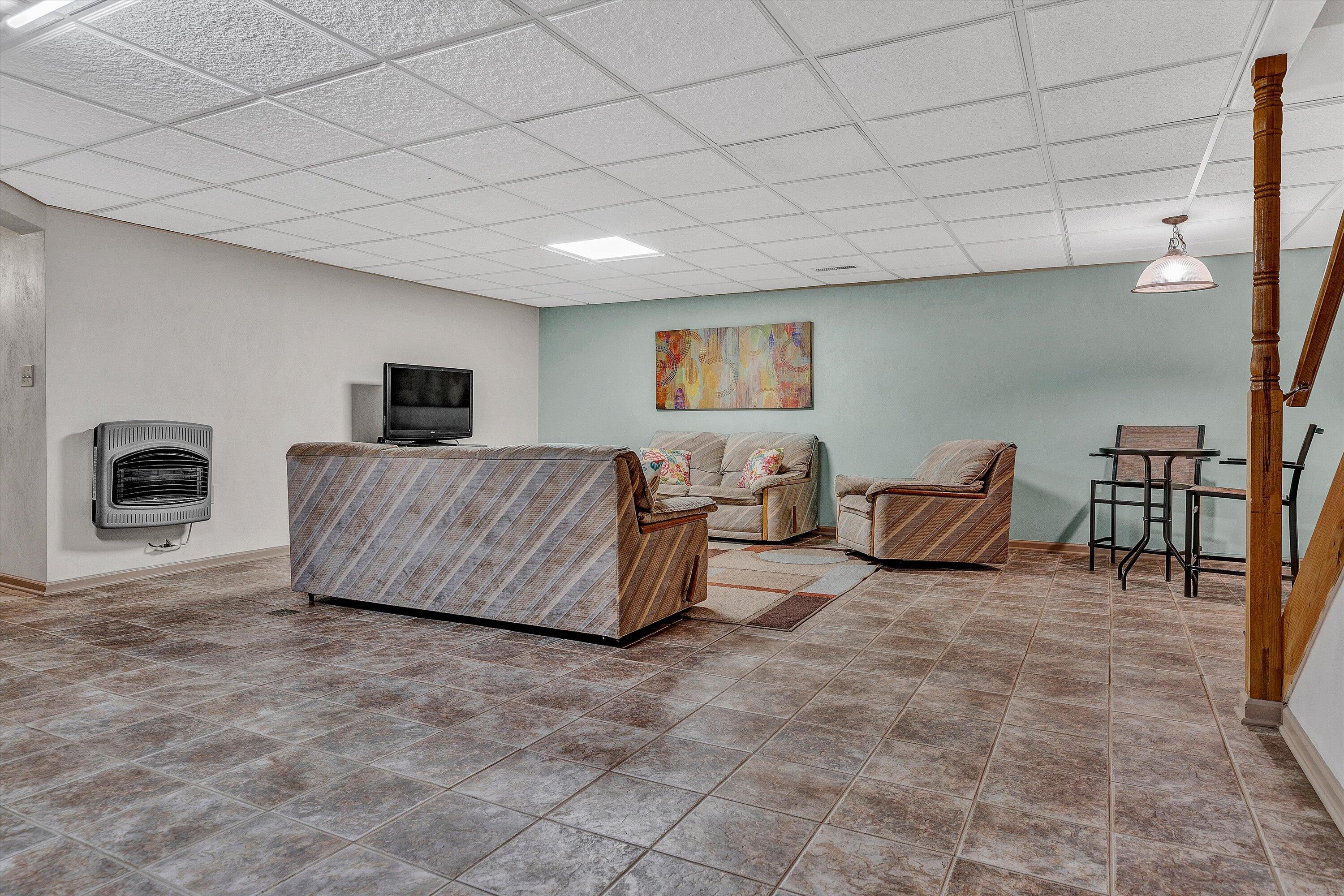 733 Tyler Road Salem, VA 24153 - Photo 30 of 60 30-SGM-06262