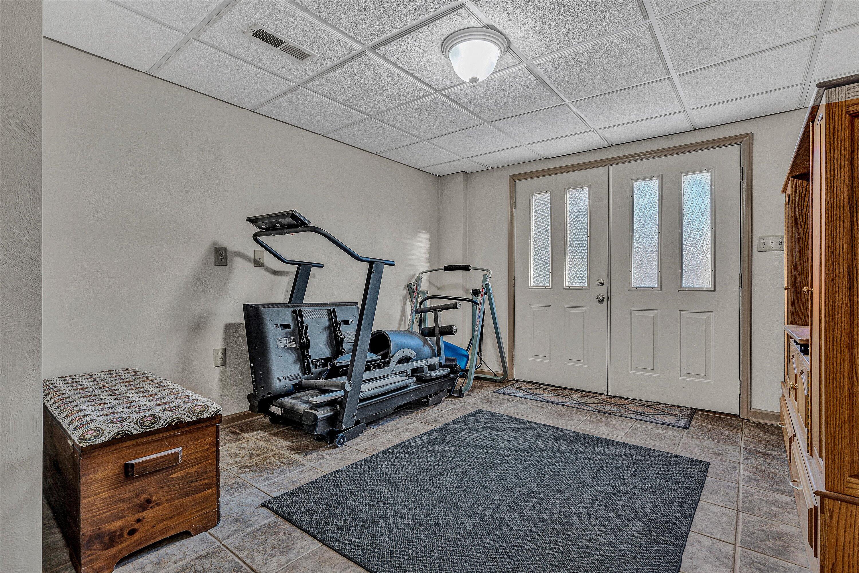 733 Tyler Road Salem, VA 24153 - Photo 36 of 60 36-SGM-06280