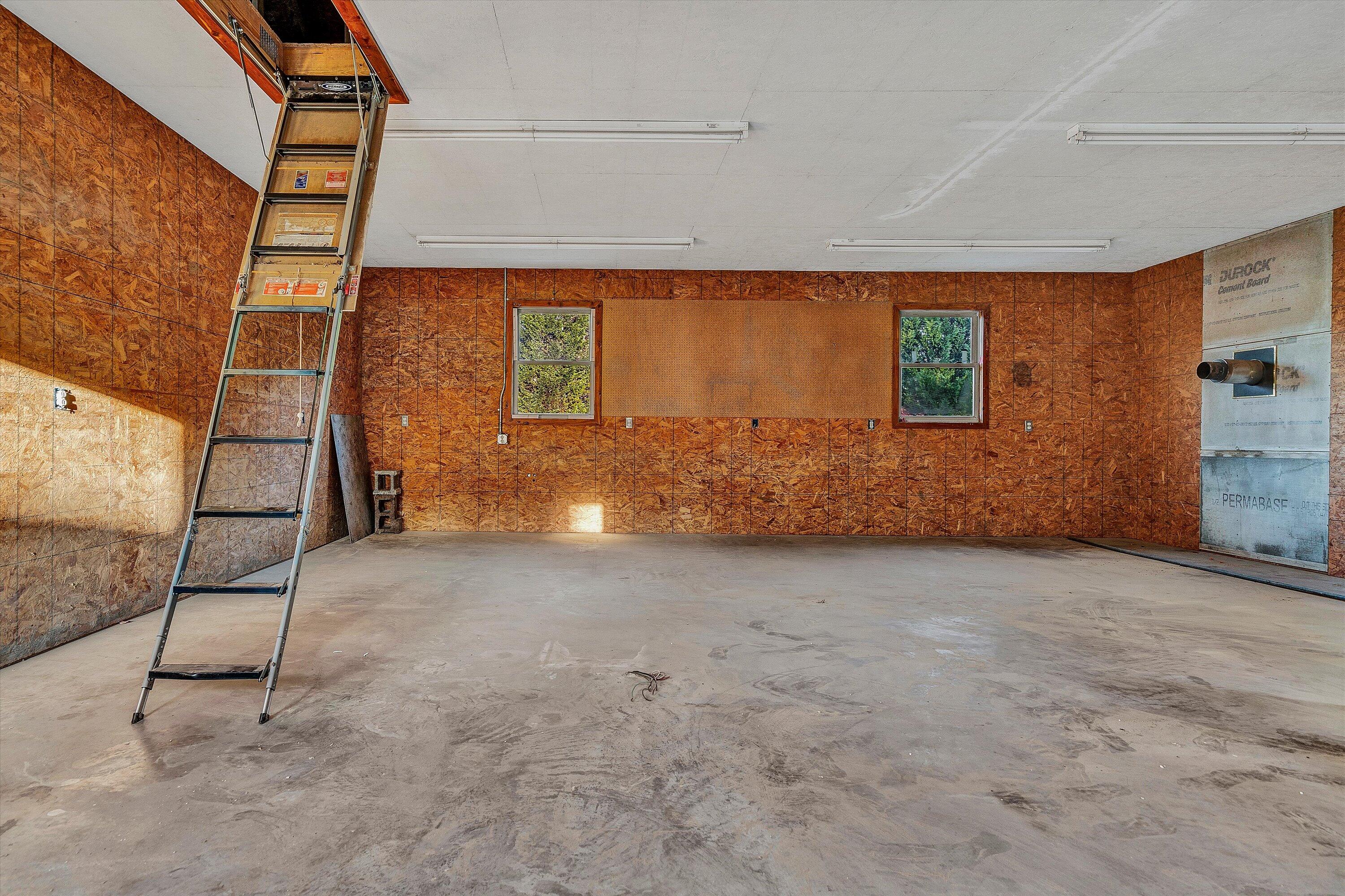733 Tyler Road Salem, VA 24153 - Photo 49 of 60 49-SGM-06319