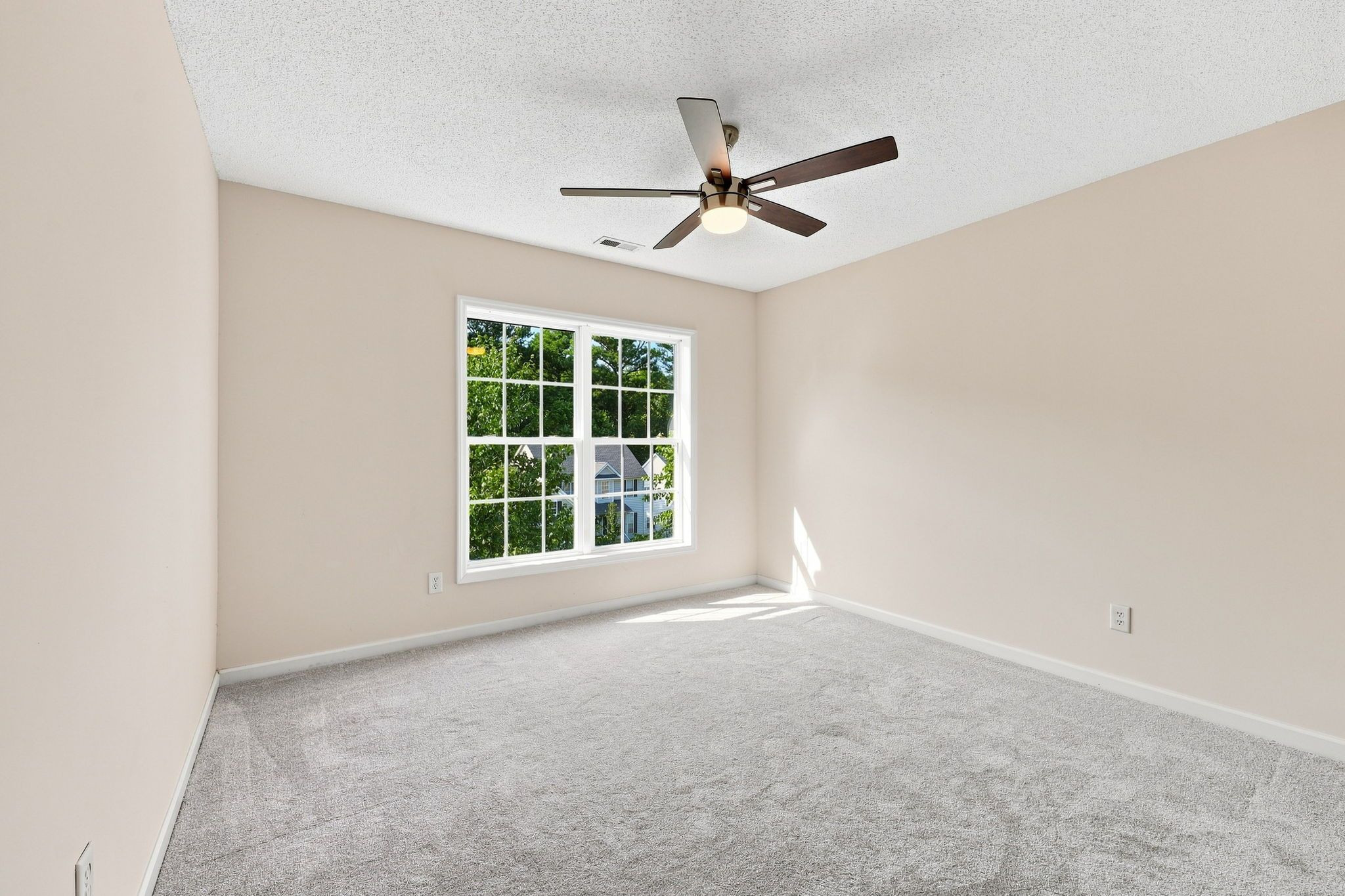 5501 Southern Cross Avenue Raleigh, NC 27606 - Photo 23 of 34 53-web-or-mls-IMG_0102.jpg