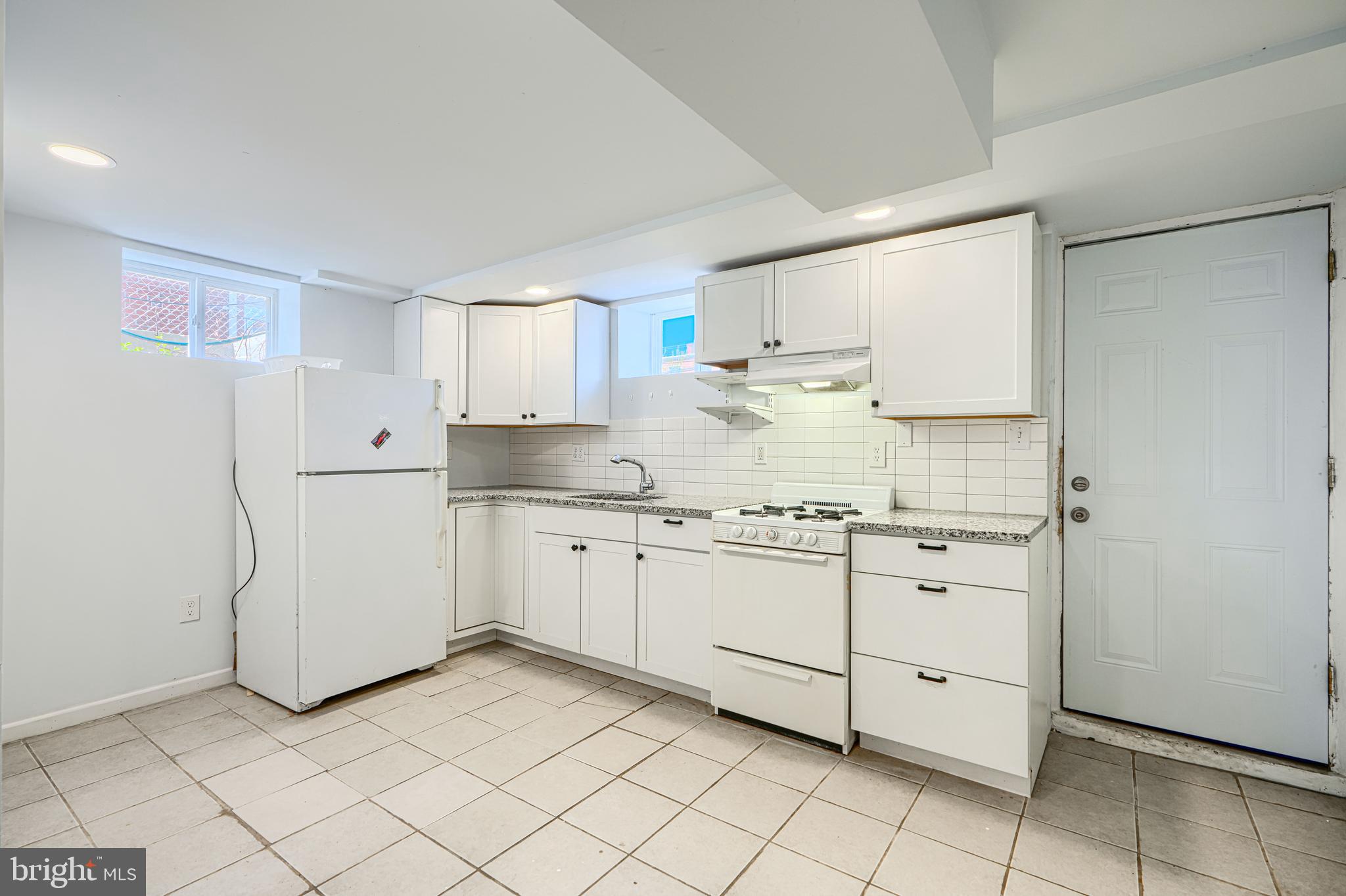 3518 Elmora Avenue Baltimore, MD 21213 - Photo 24 of 29