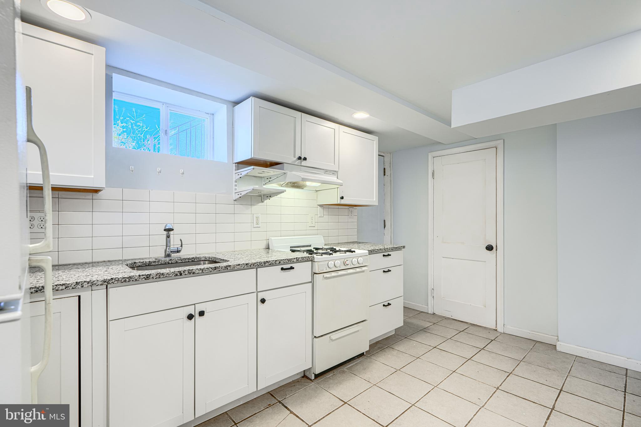 3518 Elmora Avenue Baltimore, MD 21213 - Photo 25 of 29