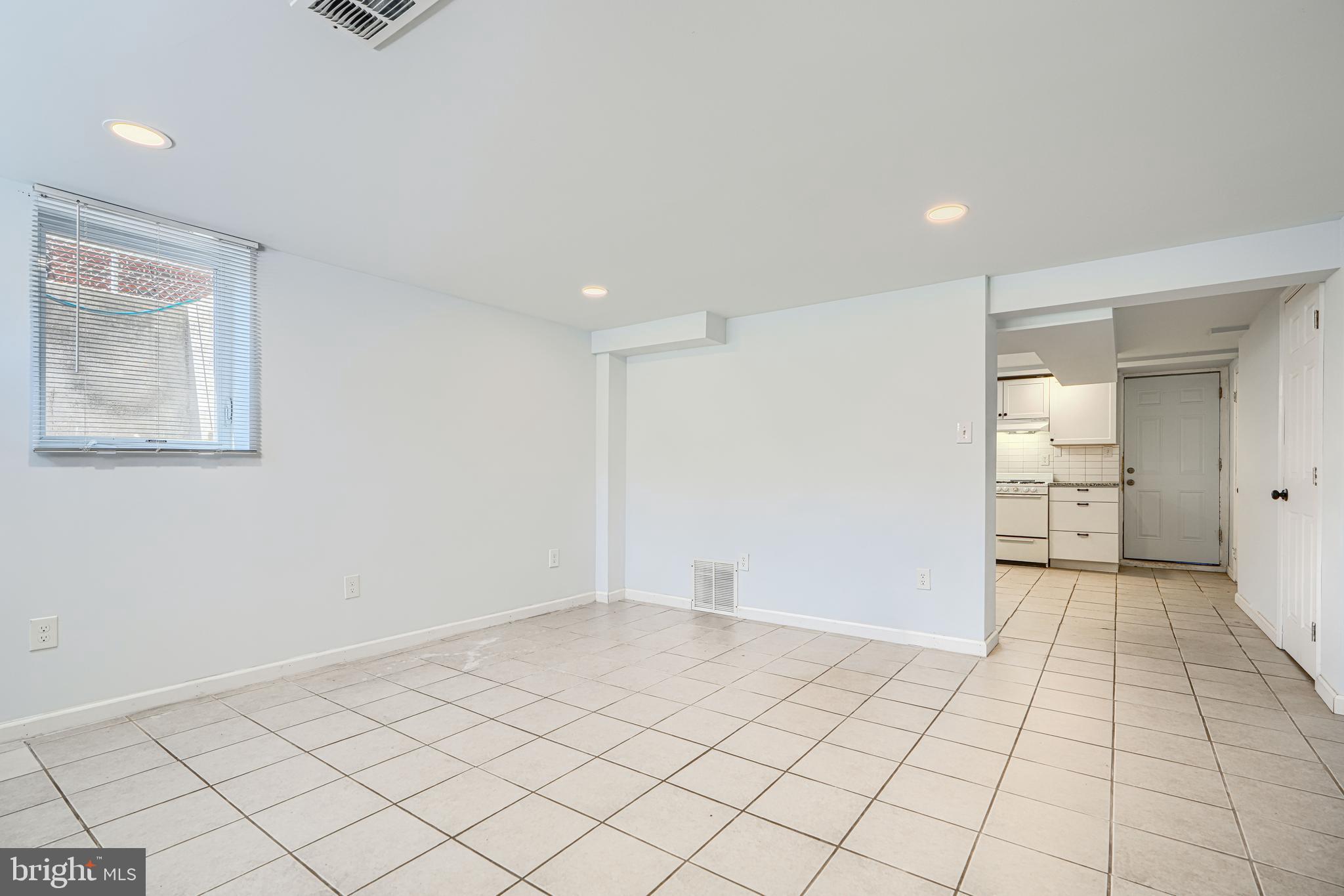 3518 Elmora Avenue Baltimore, MD 21213 - Photo 27 of 29