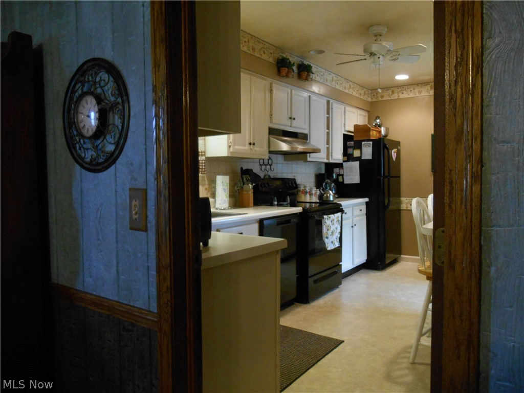 3611 Dickenson Road Ashtabula, OH 44004 - Photo 26 of 33 kitchen