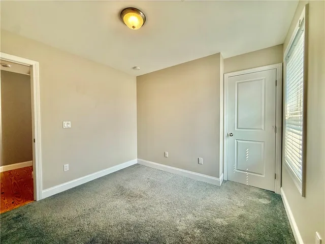 $4,000 | 52 Bedlow Avenue, Newport, RI 02840