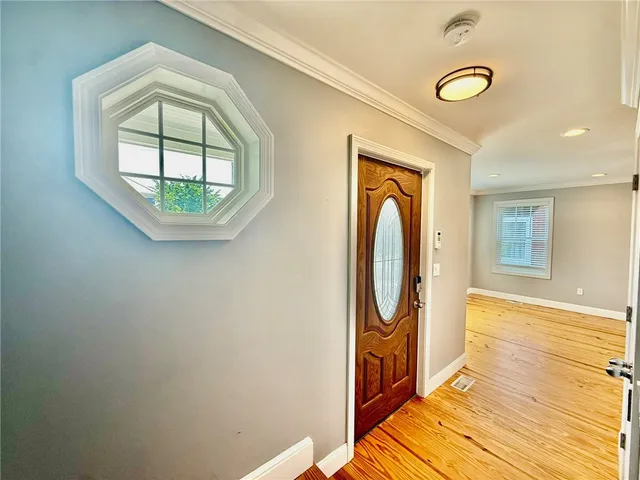 $4,000 | 52 Bedlow Avenue, Newport, RI 02840