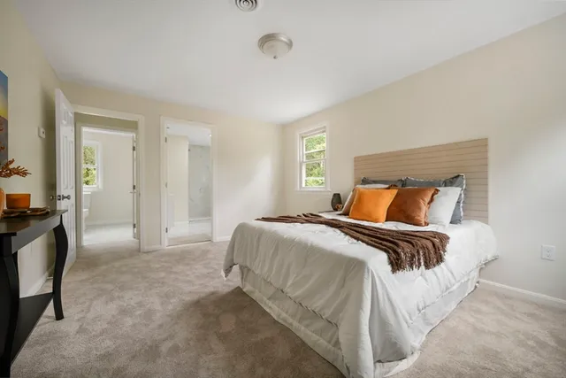 $559,900 | 1030 Oak Street, Dighton, MA 02764