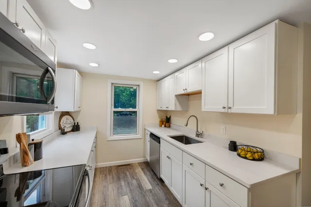 $559,900 | 1030 Oak Street, Dighton, MA 02764