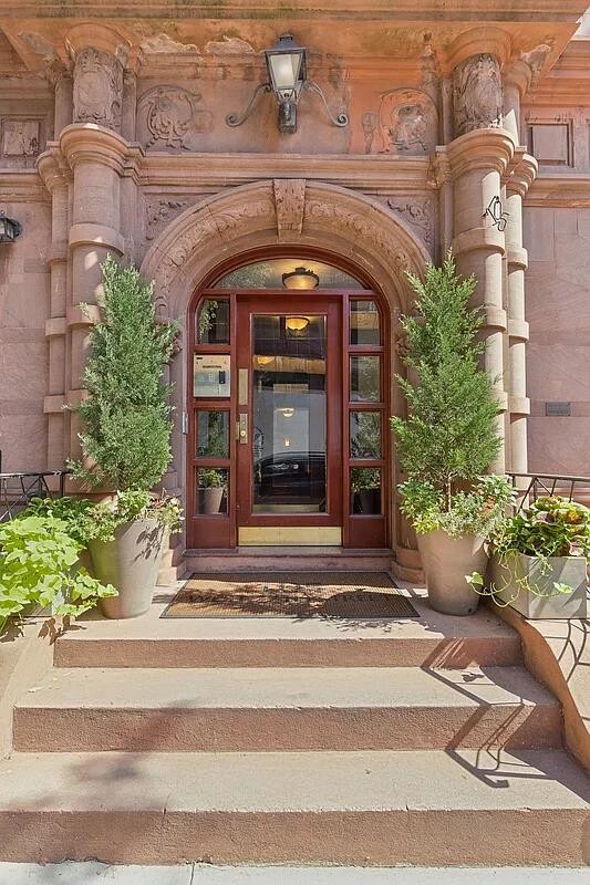 105 West 77th Street, Unit 3F Manhattan, NY 10024 - Photo 11 of 12 a view of entrance gate of a building