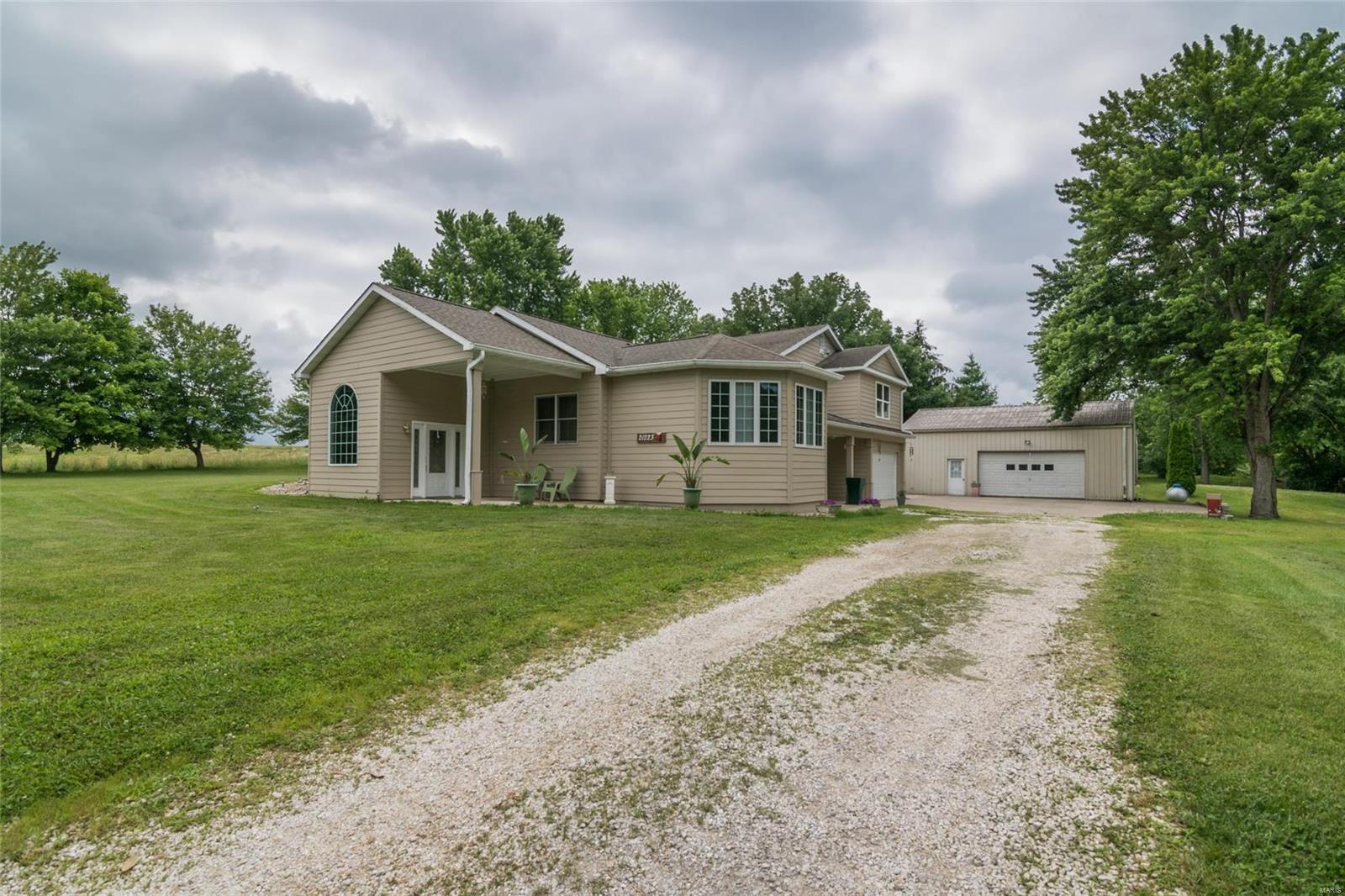 21223 Croxford Road Grafton, IL 62037 - Photo 16 of 49