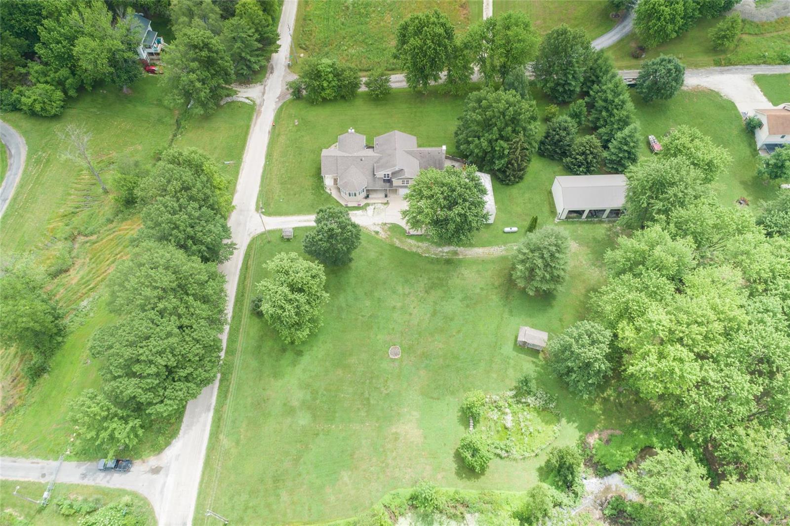 21223 Croxford Road Grafton, IL 62037 - Photo 9 of 49