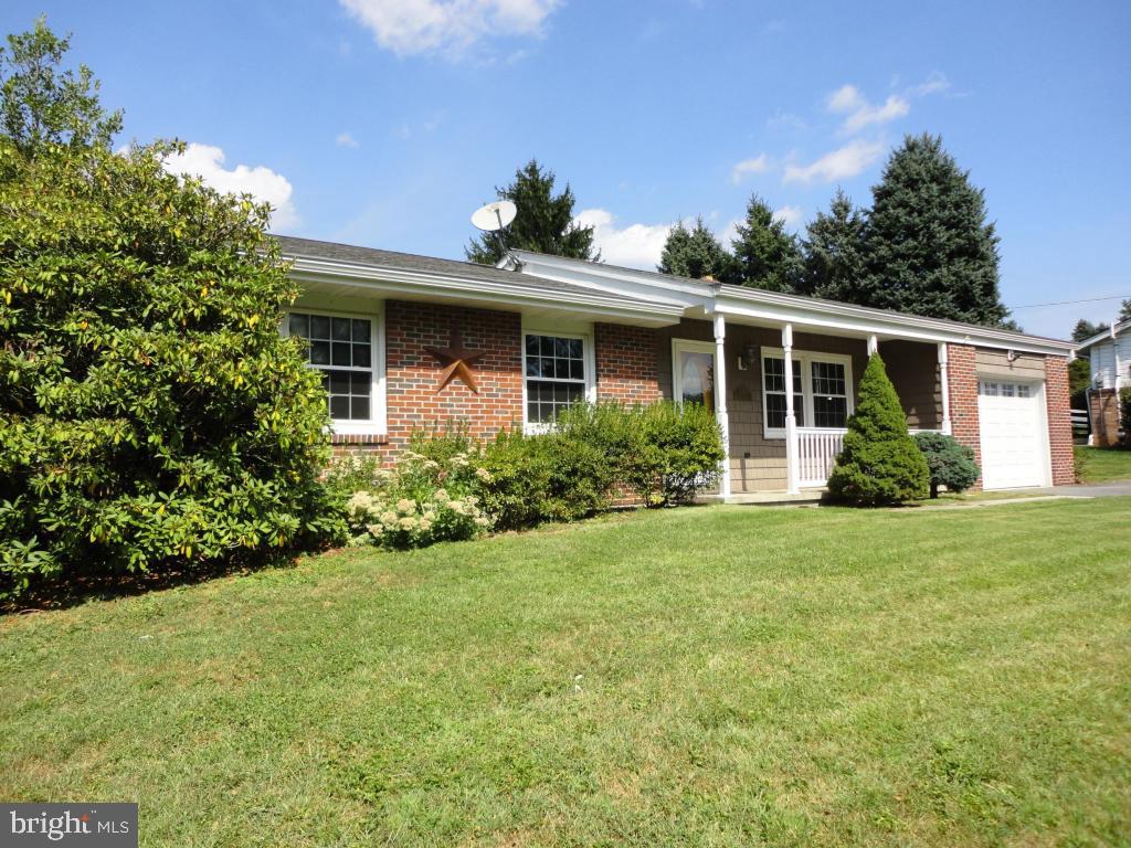 1671 Valley Forge Road Lancaster, PA 17603 - Photo 3 of 31 Gallery Image 3