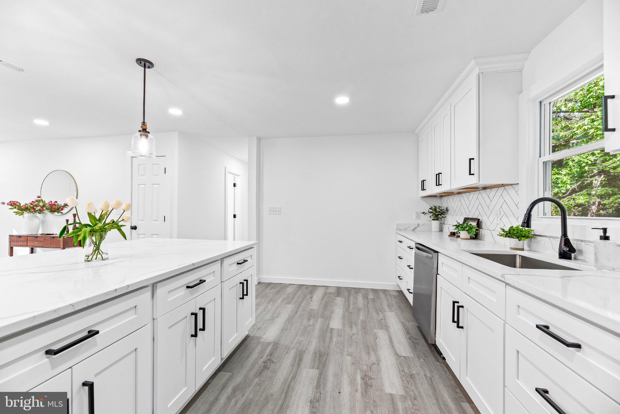 2159 Mathias Point Road King George, VA 22485 - Photo 10 of 41 Gallery Image 10