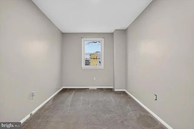 $225,000 | 4211 West 5th Street, Marcus Hook, PA 19061