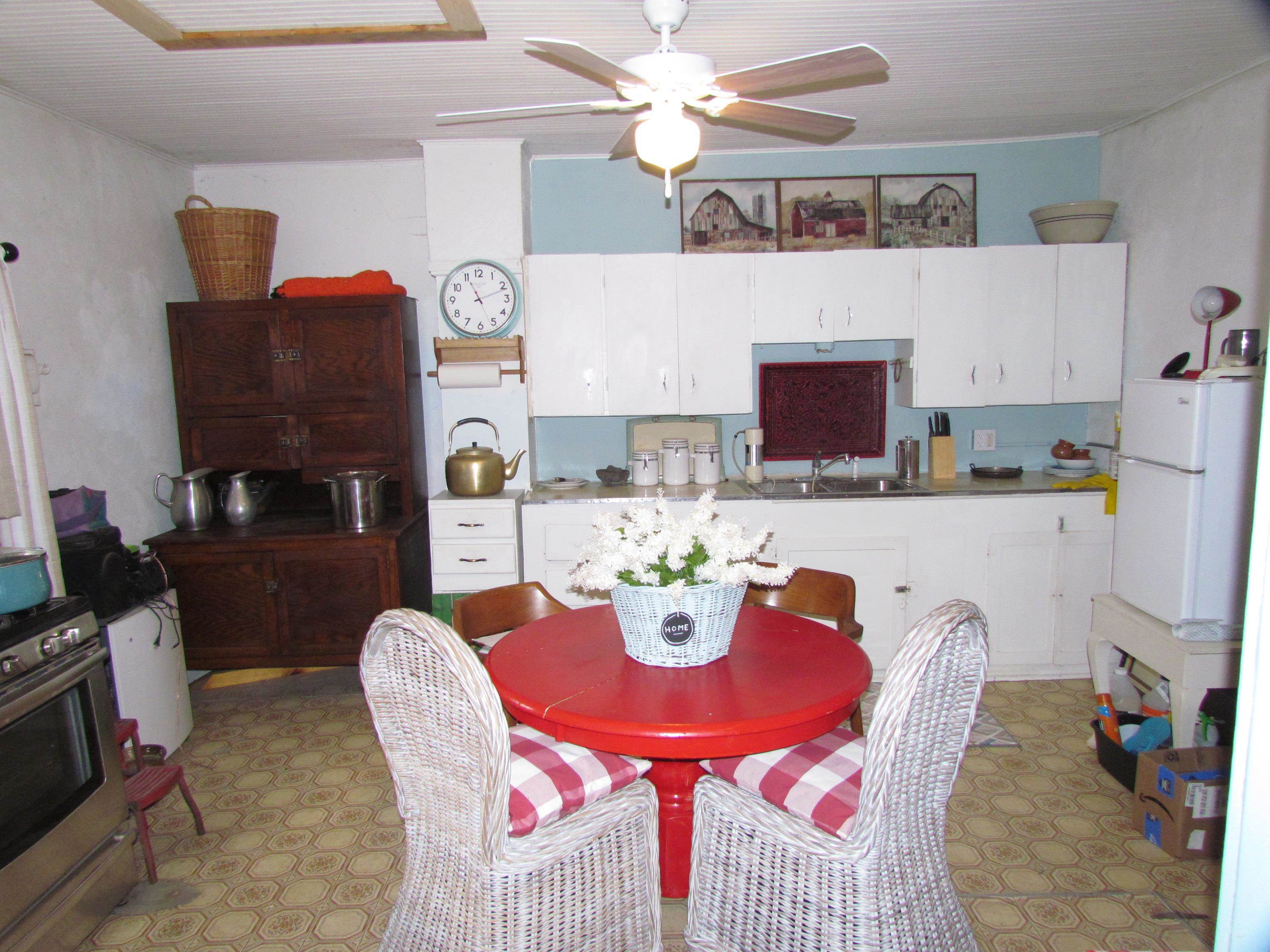 811 Colbert Avenue Springer, NM 87747 - Photo 5 of 39 Gallery Image 5