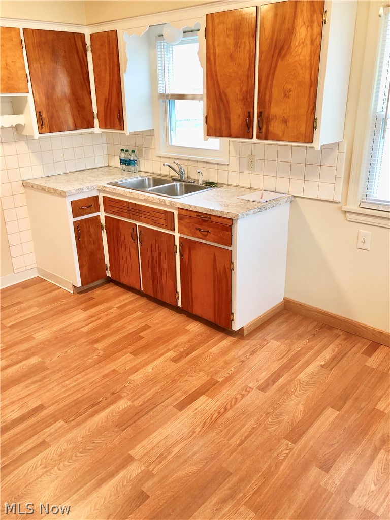 1302 Inman Street Akron, OH 44306 - Photo 4 of 17