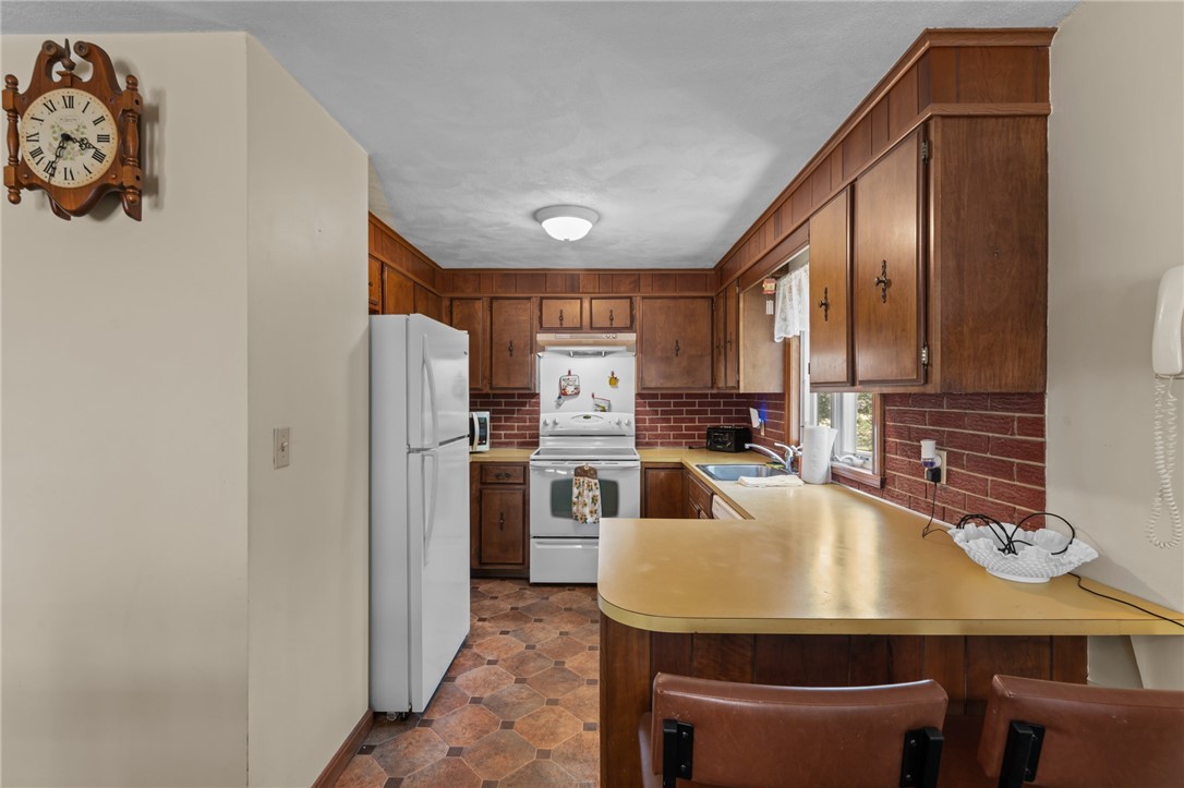 206 Rocky Hill Road Scituate, RI 02857 - Photo 23 of 40