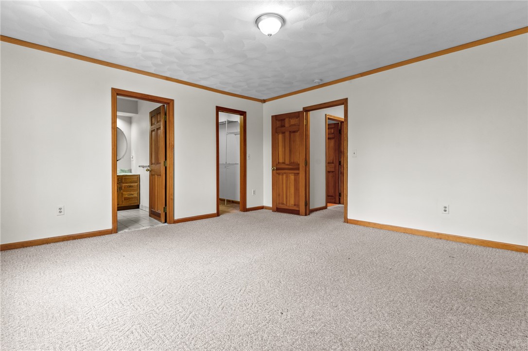 8 Bay Road Barrington, RI 02806 - Photo 11 of 40