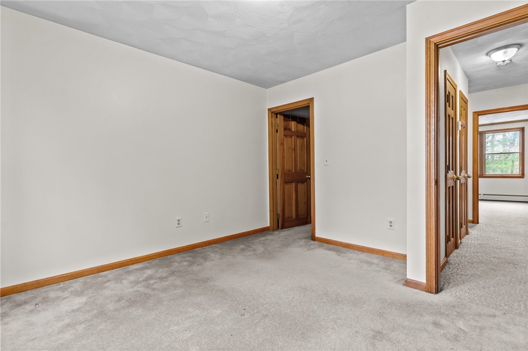 8 Bay Road Barrington, RI 02806 - Photo 19 of 40