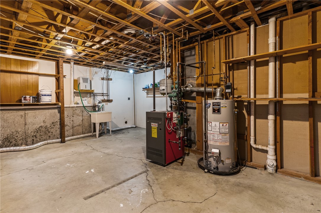 8 Bay Road Barrington, RI 02806 - Photo 22 of 40
