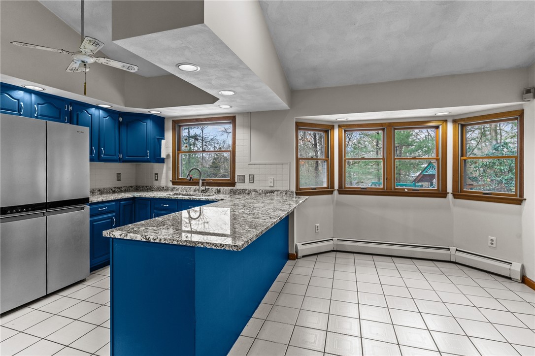 8 Bay Road Barrington, RI 02806 - Photo 25 of 40