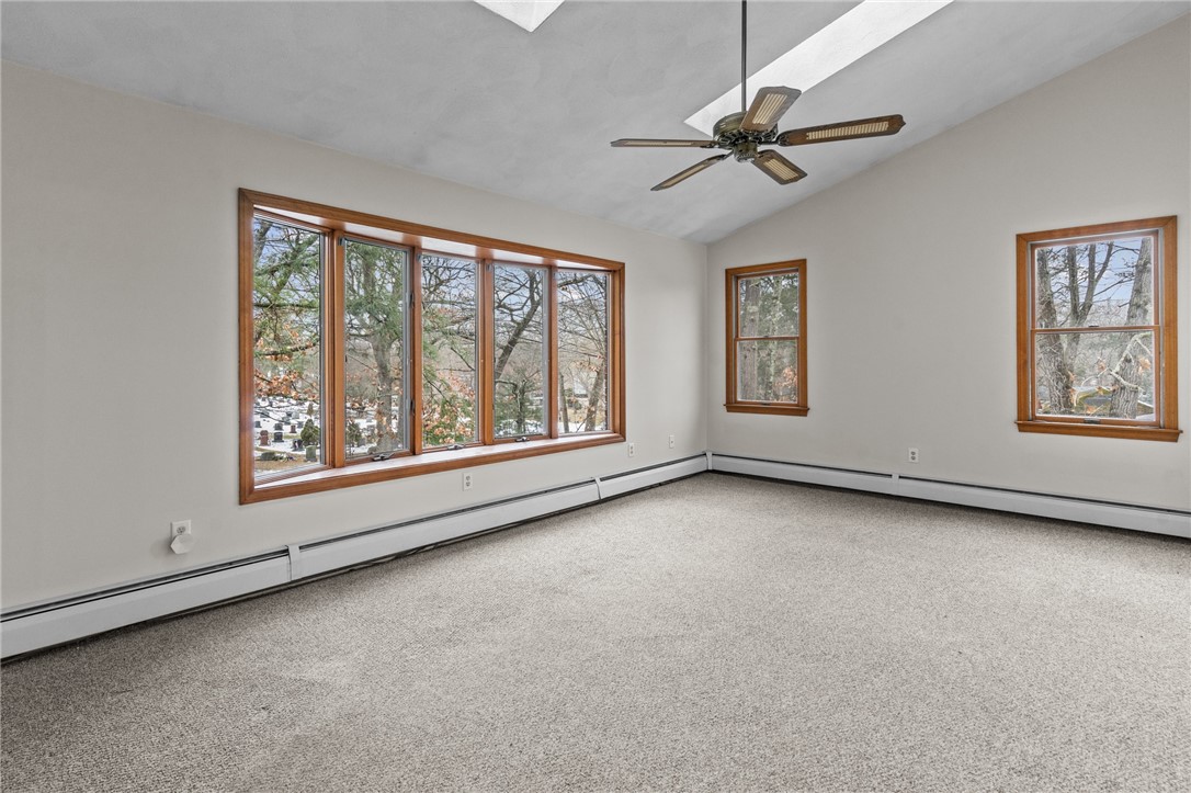 8 Bay Road Barrington, RI 02806 - Photo 32 of 40