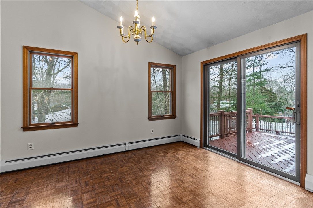 8 Bay Road Barrington, RI 02806 - Photo 7 of 40