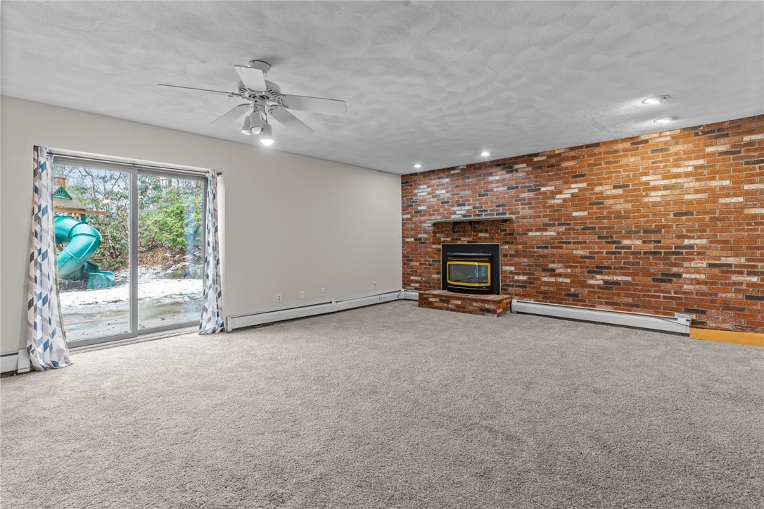 8 Bay Road Barrington, RI 02806 - Photo 9 of 40