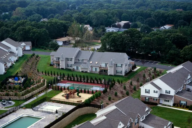 $3,495 | 8 Horizon View Drive, Unit 8, Farmingville, NY 11738