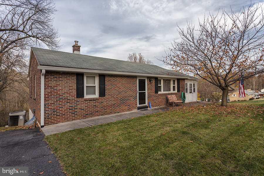 1029 Old Forge Road Lewisberry, PA 17339 - Photo 2 of 17 Gallery Image 2