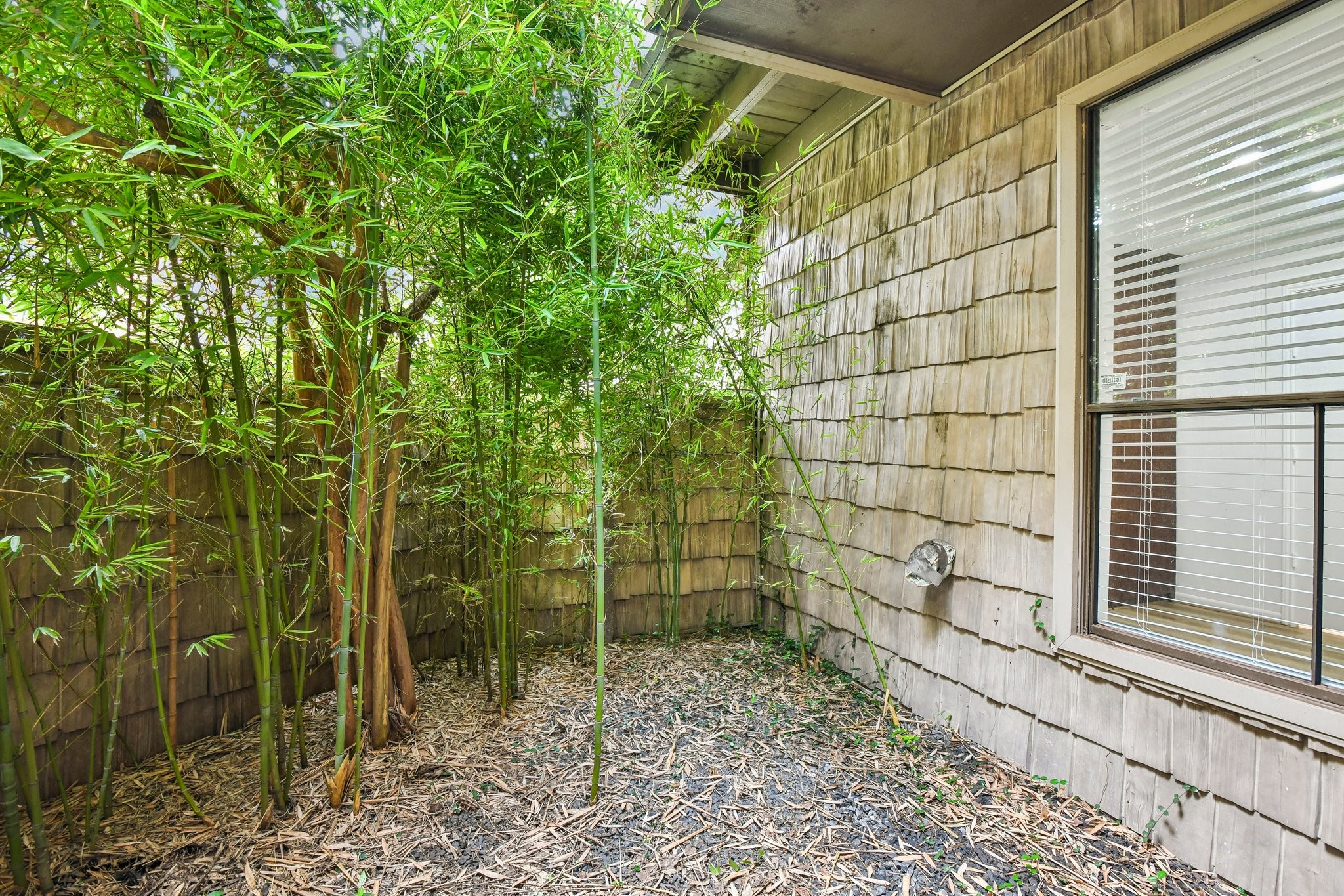 2829 Timmons Lane, Unit 211 Houston, TX 77027 - Photo 23 of 32